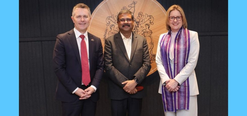 Hon. Union Minister for Education Shri Dharmendra Pradhan met Hon. Jason Clare MP, Minister for Education and Hon. Mrs. Jacinta Allan , Premier of Victoria, Australia. 